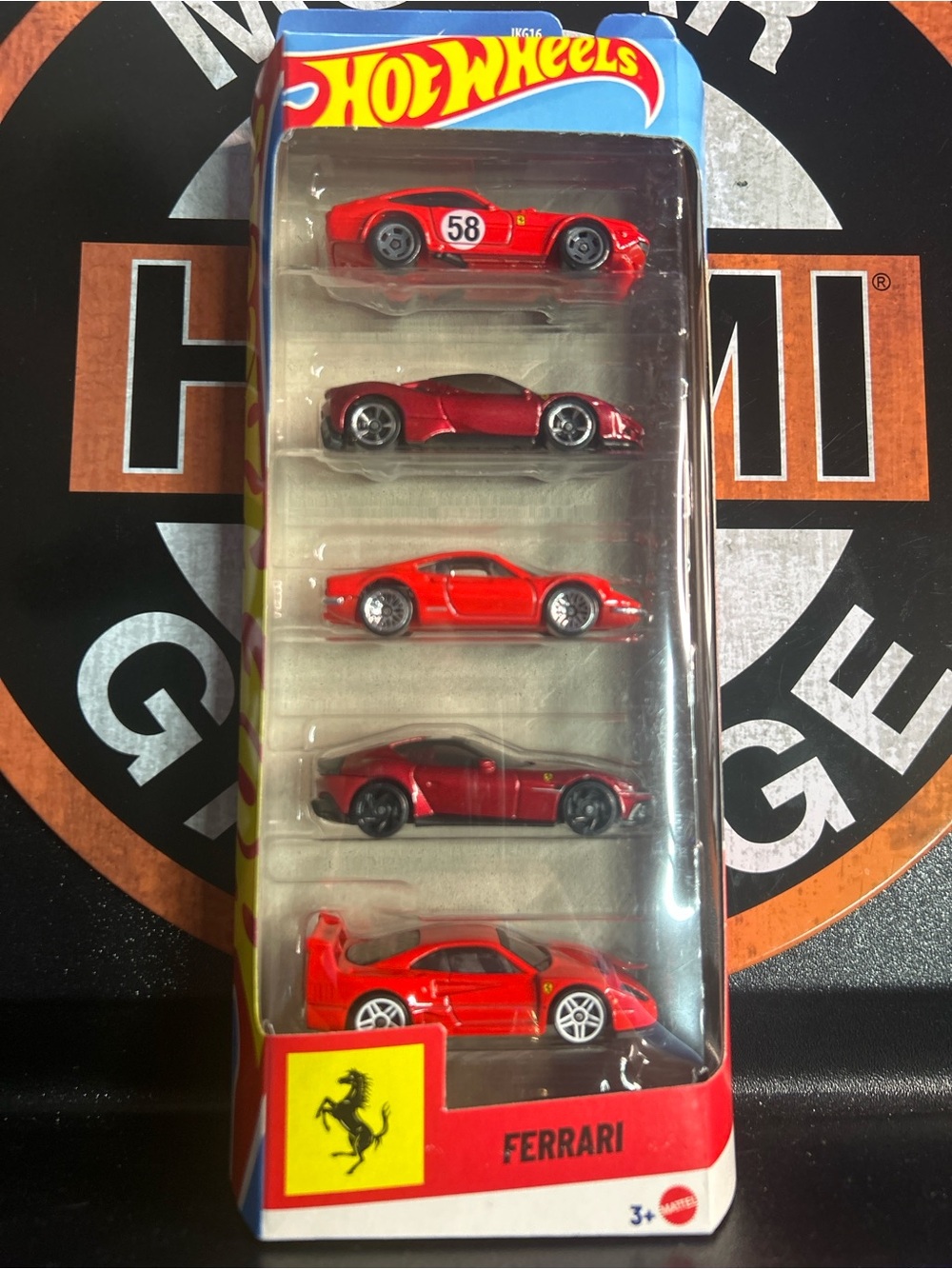 Hot Wheels Ferrari 5-Car Set - Red Kids Toy Cars